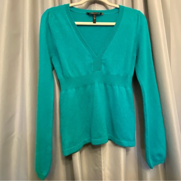 BCBG Max Azria 100% Cashmere long Sleeve Sweater aqua green blue M - Picture 1 of 7